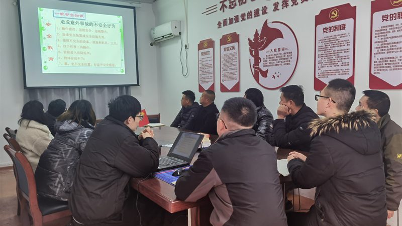选择适合自己的网课，需关注以下几个方面：